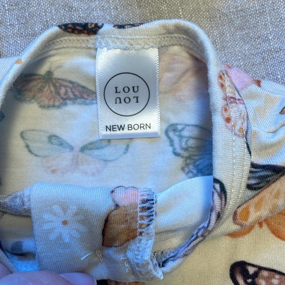 Lou Lou & Company AMELIA NEWBORN HEADBAND GOWN BUNDLE - Picture 6 of 9